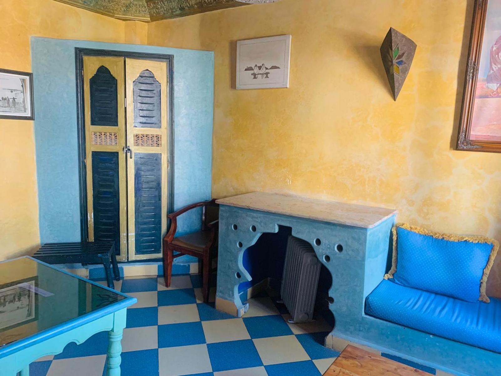 Hotel Sahara
